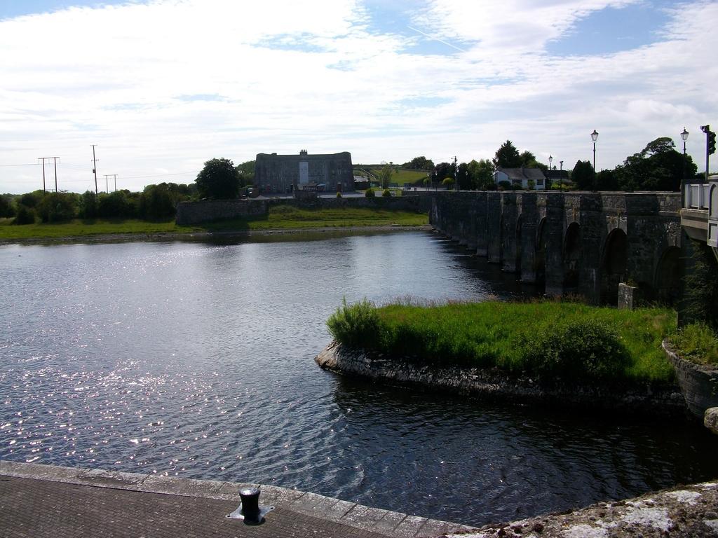 Clonmacnoise B&B Exterior foto